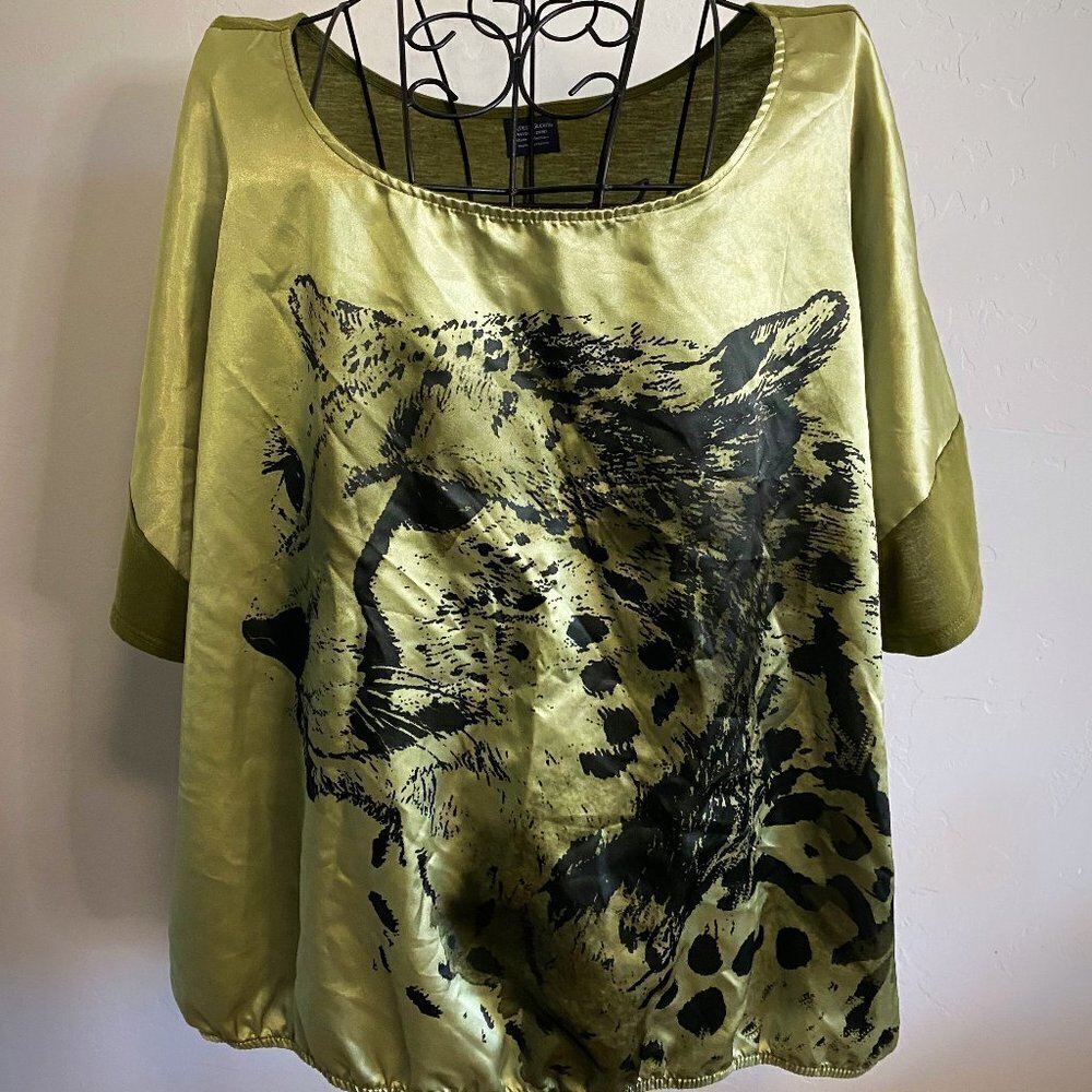 Faded Glory - Green Satin Front Cheetah front Top